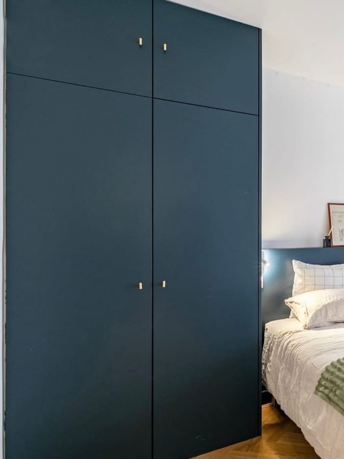 Création d’une armoire pour chambre dans appartement à Clichy