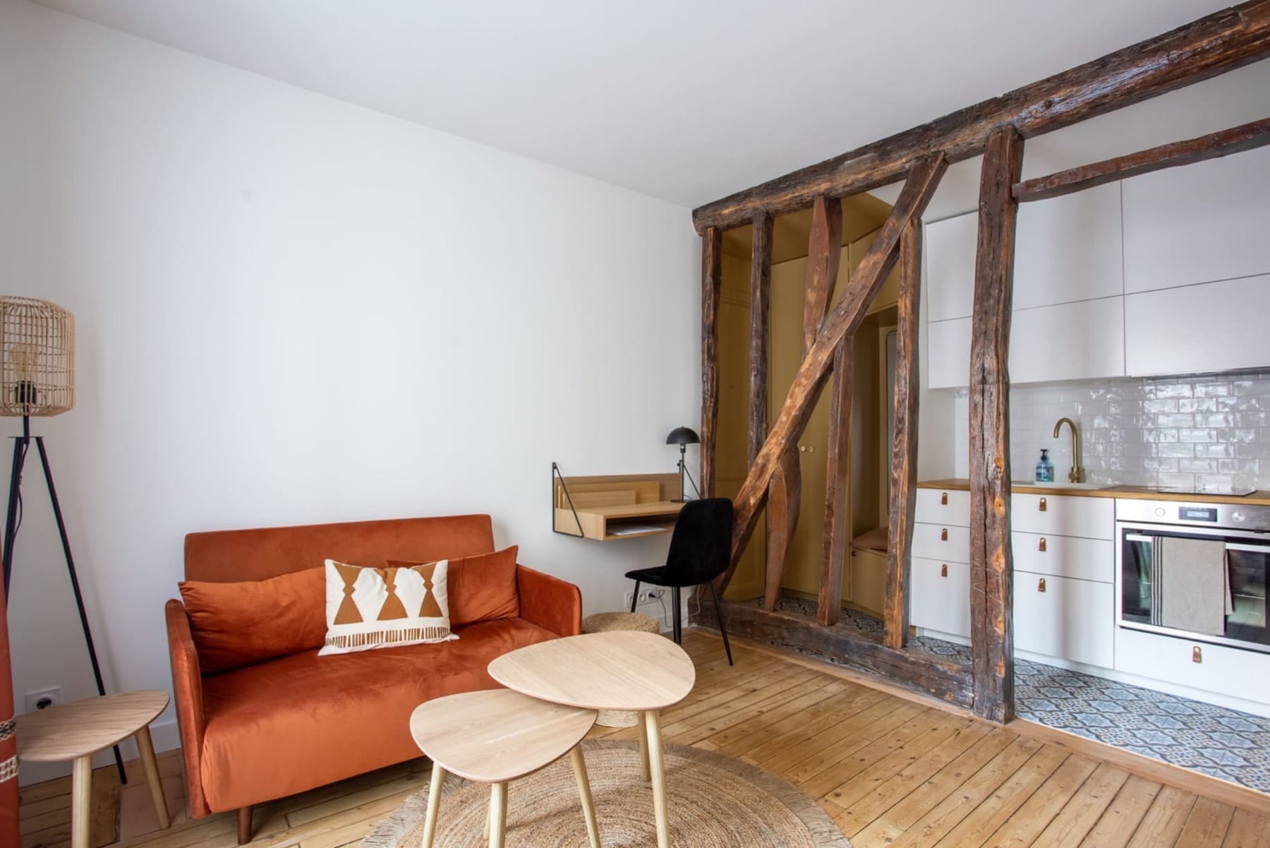 rénovation salon ouvert sur cuisine à appartement à Paris