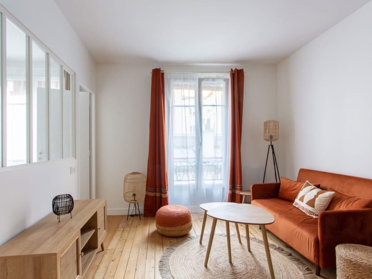 rénovation salon d’un appartement moderne à Paris