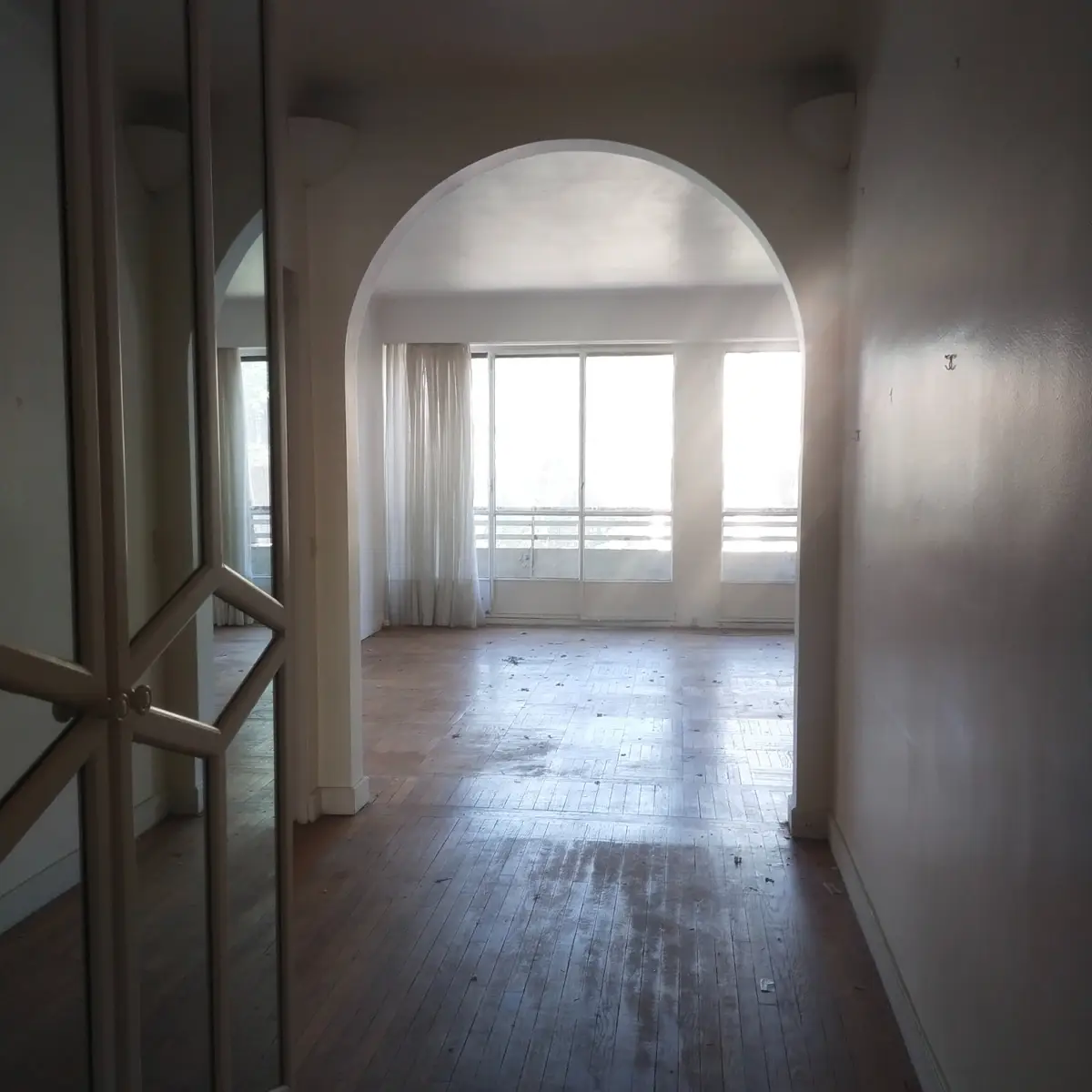Rénovation Appartement 20 Nungesser et Coli Entrée Avant